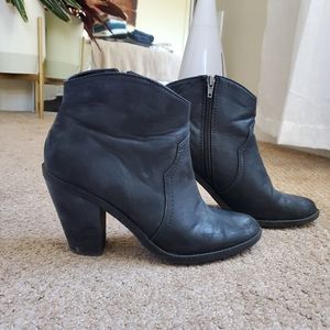 Dolce Vita Black Ankle Bootie